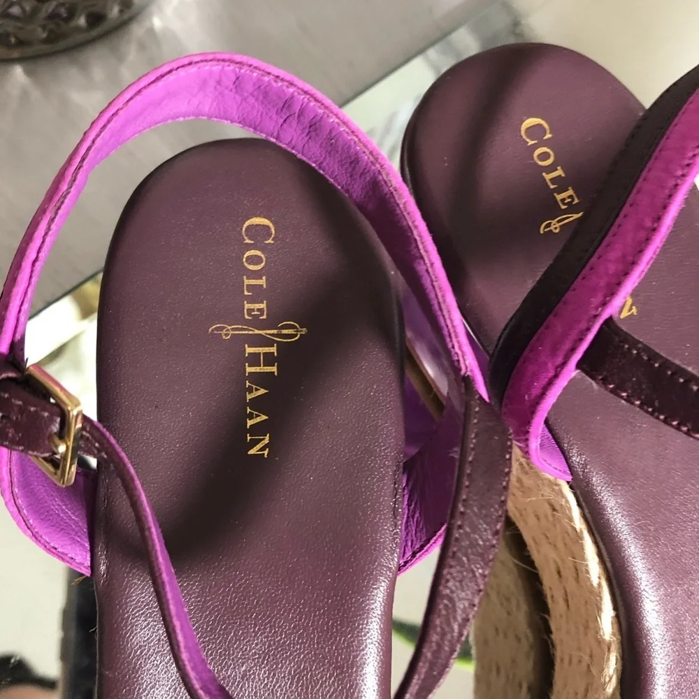 Colé haan purple wedge sandals size 7.B